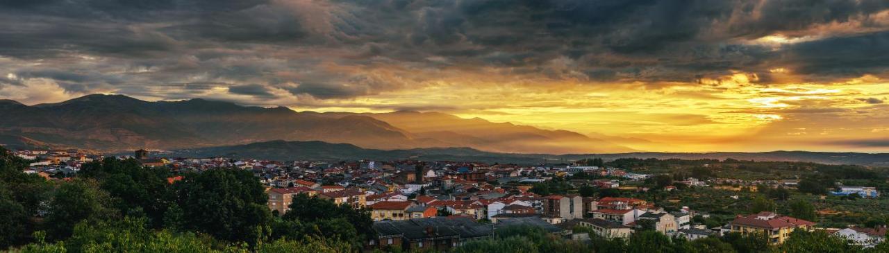 Apartamentos Rurales La Gloria De Yuste Хараис-де-ла-Вера Экстерьер фото